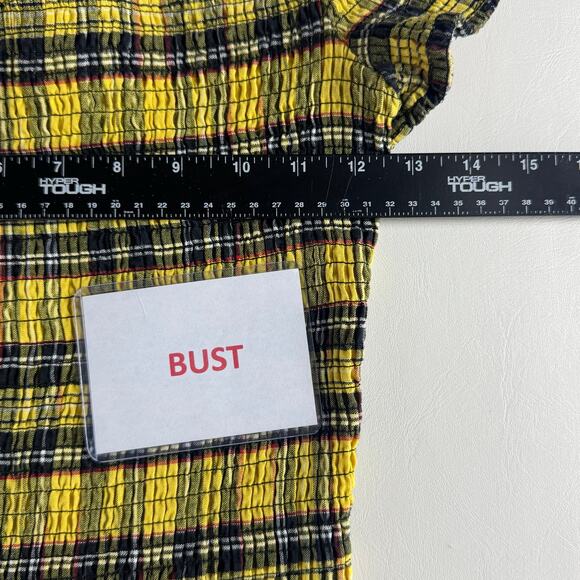 🍀Hot Topic Clueless Yellow Plaid Smocked Cropped Top Junior’s Size Small READ - Picture 7 of 10